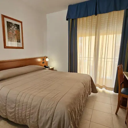 Hotel Gh 3*