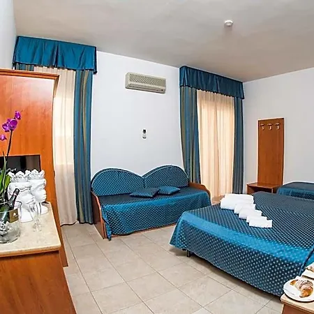 Hotel Gh 3*